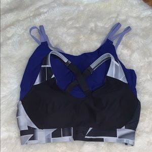 2 UA SPORTS BRAS🖤
